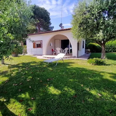 Pentalocale Cod 433 - Taunus Vacanze Villa *
